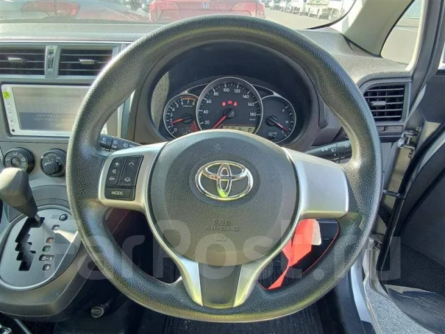 Toyota Ractis. NSP120, 1NR ����