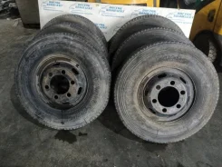 Bridgestone R225