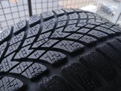 Dunlop SP Winter Sport 4D