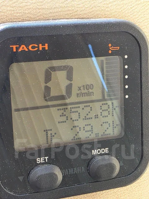 Yamaha CR-27. 1996 ���, ����� 8,6��., ��������� ���������, 225��.�., ������ ����