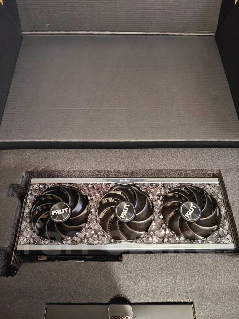 GeForce RTX 4080 ����