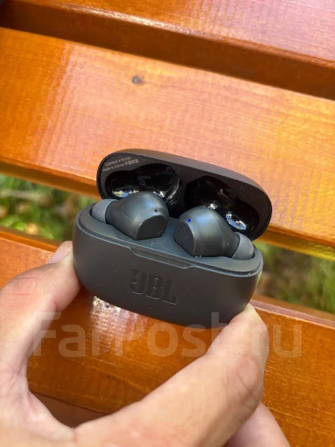 JBL Wave 200TWS ����