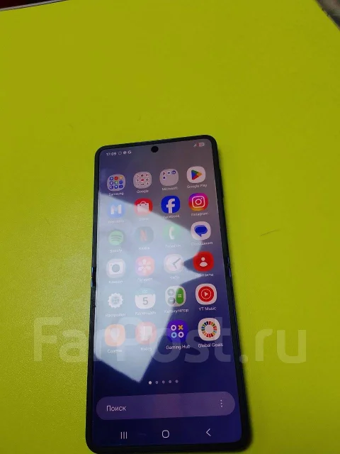 Samsung Galaxy Z Flip7. �/�, 256 ��, �����, 5G, NFC ����