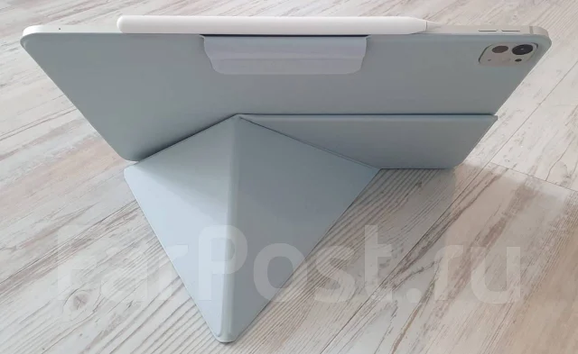 Apple iPad Pro 13. 13 ������, ������ 512 �� ����