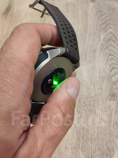 Suunto Race. GPS ����