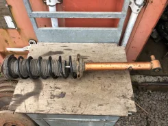 ������ �������� ������ KYB 353014 353014 ����