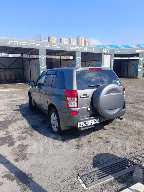 Suzuki Escudo ����