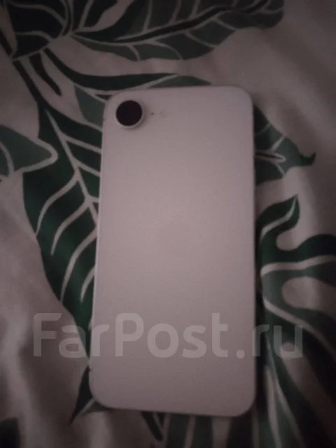 Apple iPhone 16e. �/�, 128 ��, ����� ����