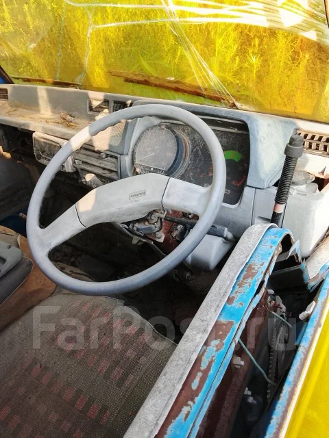 Mitsubishi Fuso Canter ����