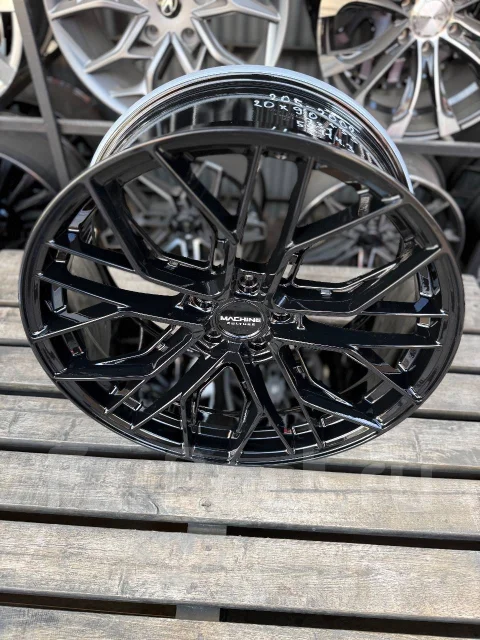Ultra Machine. 9.0x20", 5x114.3, ET33, �� 73,1���. ����