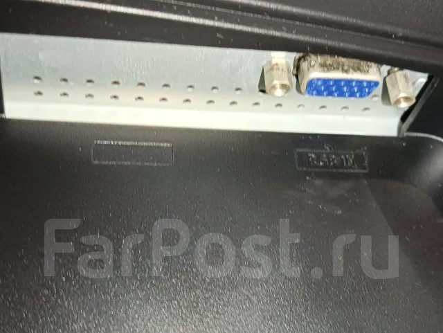 Samsung. 19", ���������� �� (LCD, LED, QLED) ����