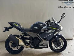 Kawasaki Ninja 400