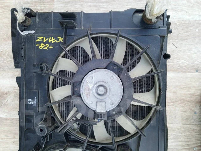 �������� ��������� Prius ZVW30 16400-37230 ����