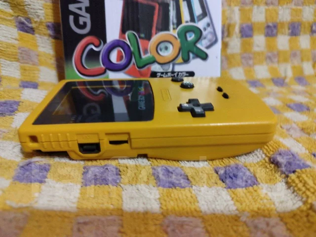 Nintendo Game Boy ����