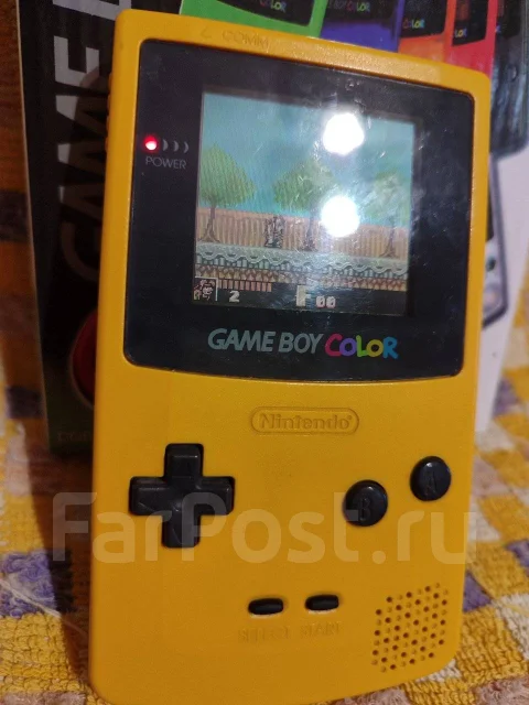 Nintendo Game Boy ����