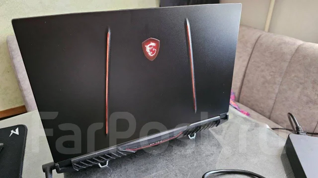 MSI GE75 Raider. 17.3", 2,3����, ��� 32 ��, ���� 2 048���, WiFi: 1, Bluetooth: 1, ����������� �� 1��. ����