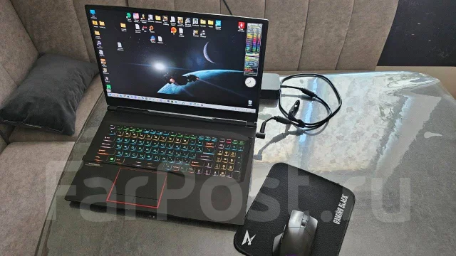 MSI GE75 Raider. 17.3", 2,3����, ��� 32 ��, ���� 2 048���, WiFi: 1, Bluetooth: 1, ����������� �� 1��. ����