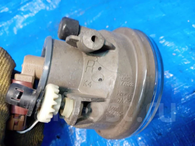 ���� ��������������� Subaru Legacy BP5 EJ203 84501FG010 ����