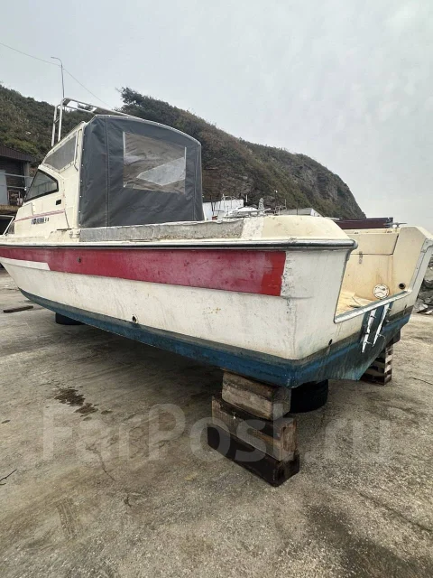 Yamaha F-26. 1990 ���, ����� 8��., ��������� ��� ���������, 250��.�., ������ ����
