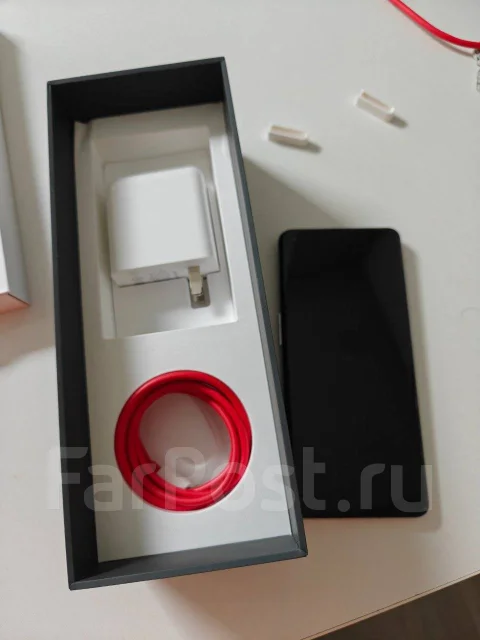 OnePlus 9 Pro. �/�, 256 ��, �����, 5G, Dual-SIM ����
