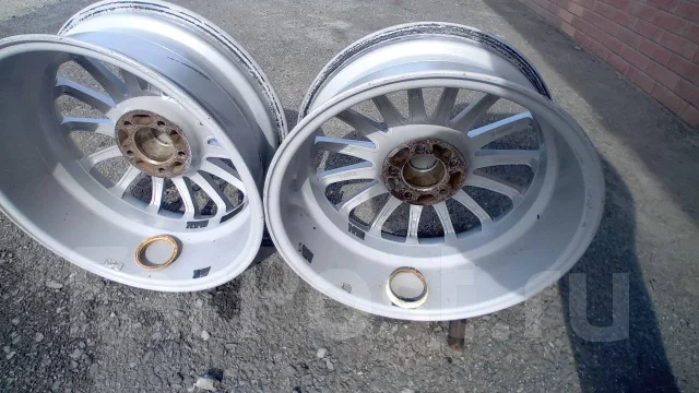 Volvo. 7.0x17", 5x105 ����