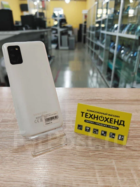 Samsung. �/�, 32 ��, �����, 3G, 4G LTE ����