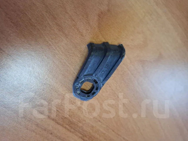 ���� ����� Renault Logan, LADA largus 8200744753 ����