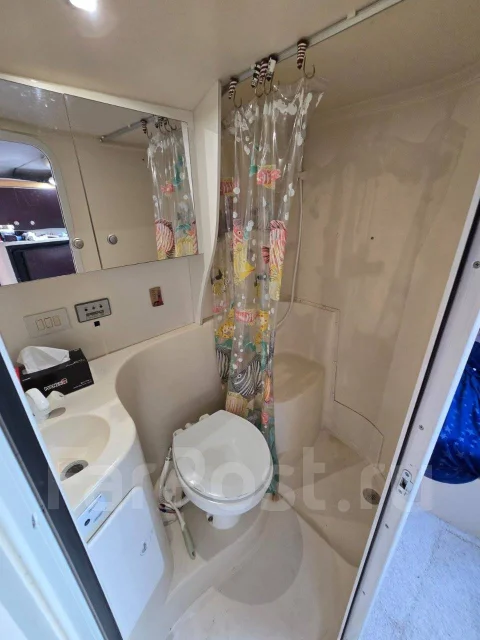 Cruisers Yachts. 1995 ���, ����� 10��., ��������� ������������, 460��.�., ������ ����