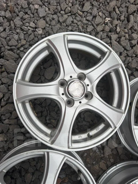 Dunlop Violento. 4.5x15", 4x100, ET45, �� 73,1���. ����