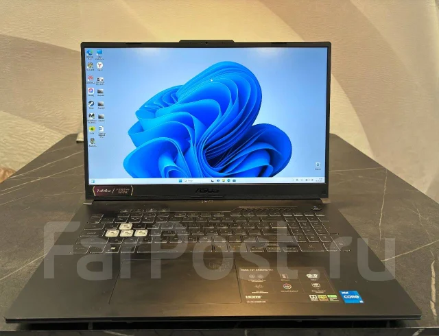 Asus TUF Gaming F17. 17.3", 4,5����, ��� 16 ��, ���� 512���, WiFi: 1, Bluetooth: 1, ����������� �� 4��. ����