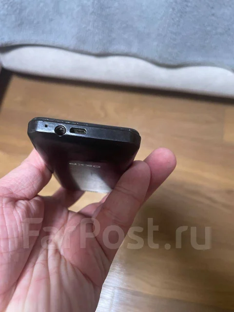 DEXP Larus M8. �/�, �� 8 ��, ������, Dual-SIM, ��������� ����