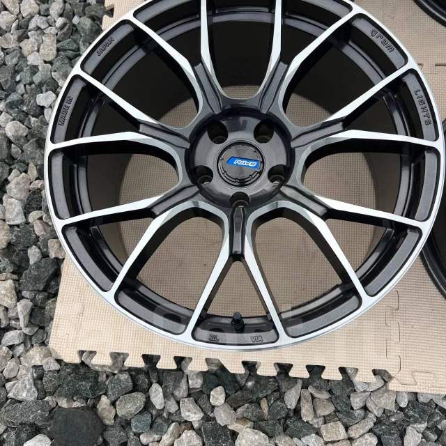 RAYS Gram Lights Azure 57ANA. 9.5x19", 5x114.3, ET18, �� 73,1���. ����