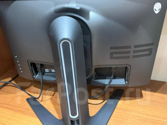 Alienware. 24.5", ���������� �� (LCD, LED, QLED) ����