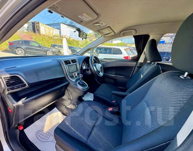 Toyota Ractis. �������, 4wd, 1.5 (103��.�.), ������, 188 000����. �� ����