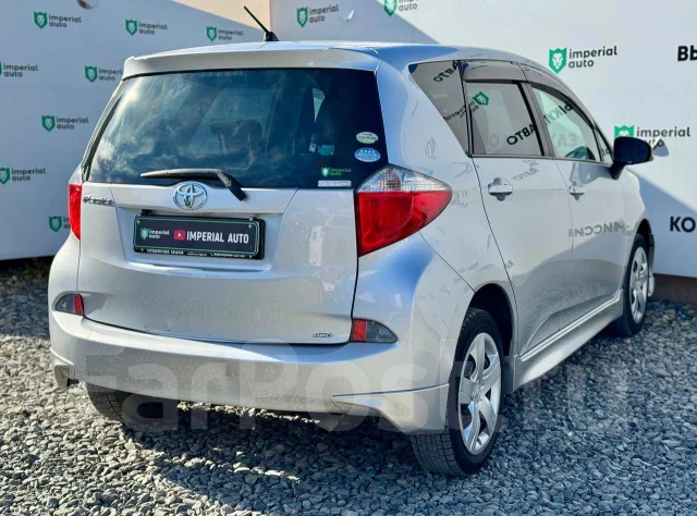 Toyota Ractis. �������, 4wd, 1.5 (103��.�.), ������, 188 000����. �� ����