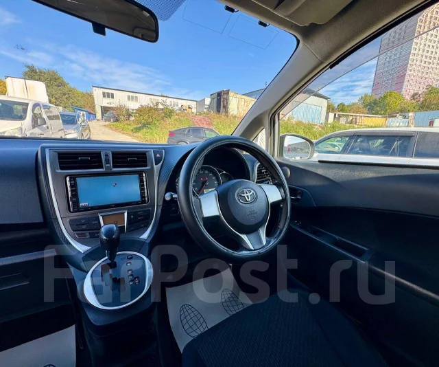 Toyota Ractis. �������, 4wd, 1.5 (103��.�.), ������, 188 000����. �� ����