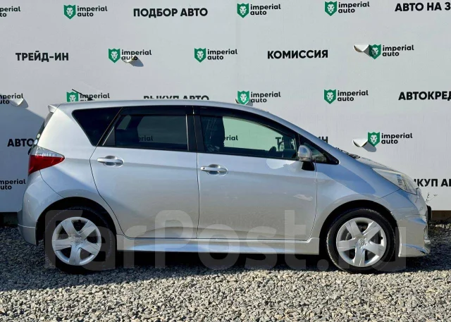Toyota Ractis. �������, 4wd, 1.5 (103��.�.), ������, 188 000����. �� ����