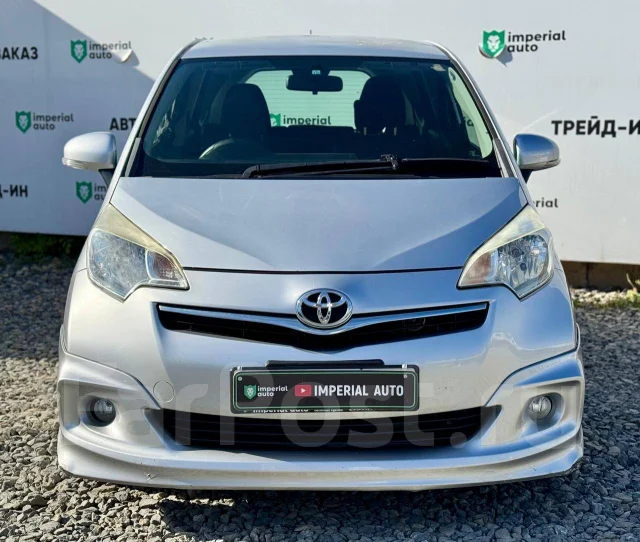 Toyota Ractis. �������, 4wd, 1.5 (103��.�.), ������, 188 000����. �� ����