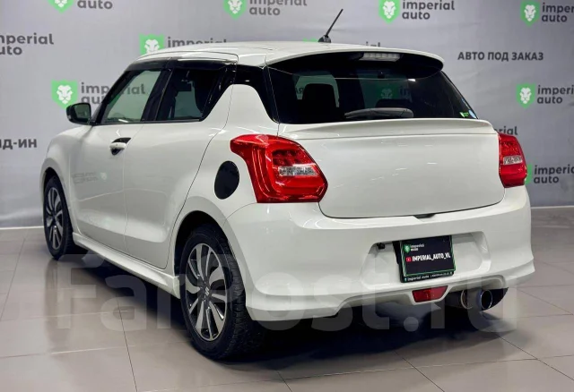 Suzuki Swift. �������, ��������, 1.0 (102��.�.), ������, 26 000����. �� ����