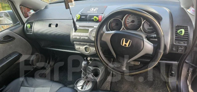 Honda Fit. ��������, ��������, 1.3 (86��.�.), ������, 256 000����. �� ����