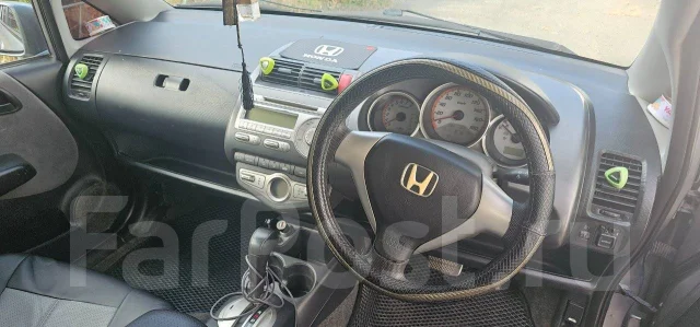 Honda Fit. ��������, ��������, 1.3 (86��.�.), ������, 256 000����. �� ����