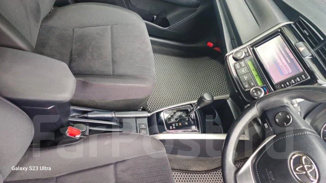 Toyota Corolla Axio. ��� �������� ����