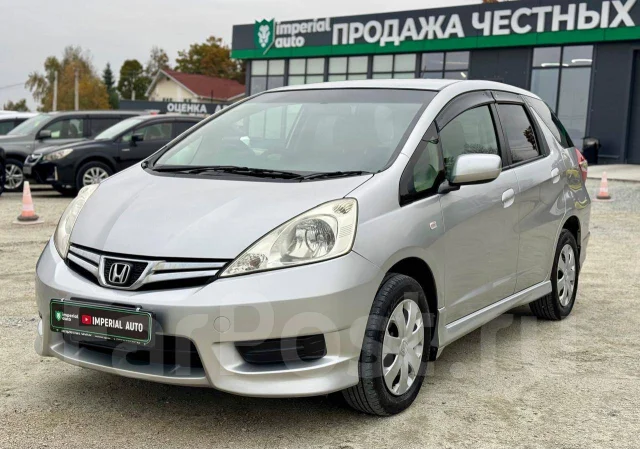 Honda Fit Shuttle. �������, 4wd, 1.5 (120��.�.), ������, 134 000����. �� ����