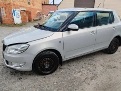 Skoda Fabia. RECT, CGPA ����
