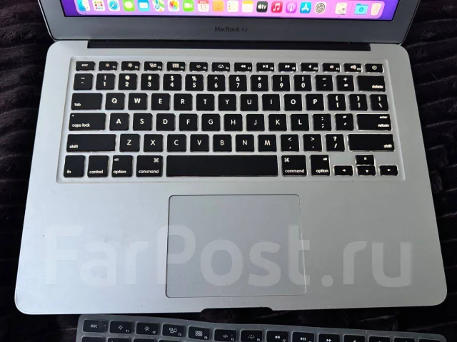 Apple MacBook Air 13 2017 Mid MQD32. 13.3", 1,8����, ��� 8 ��, ���� 128���, WiFi: 1, Bluetooth: 1, ����������� �� 4��. ����