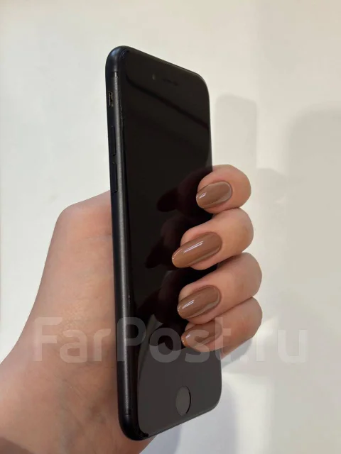 Apple iPhone SE. �/�, 64 ��, ������ ����