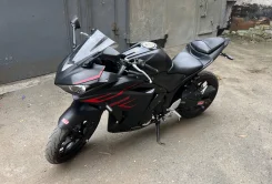 Yamaha YZF-R25. 250����. ��., ��������, ���������, ������ �� �� ����