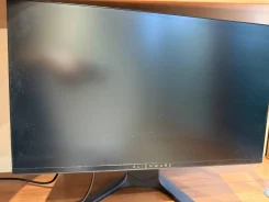 Alienware. 24.5", ���������� �� (LCD, LED, QLED) ����