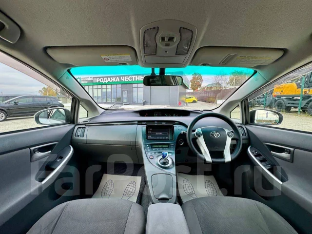 Toyota Prius. �������, ��������, 1.8 (99��.�.), ������, 217 000����. �� ����