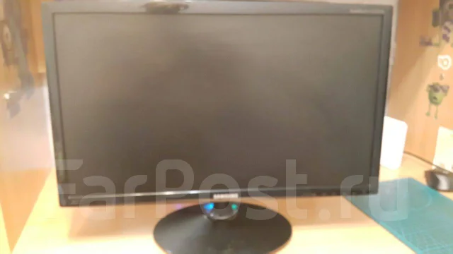 Samsung. 23", ���������� �� (LCD, LED, QLED) ����